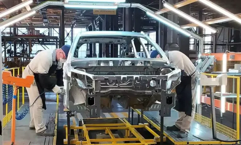 How to Differentiate Between Relay and Switch Failures in Your Car